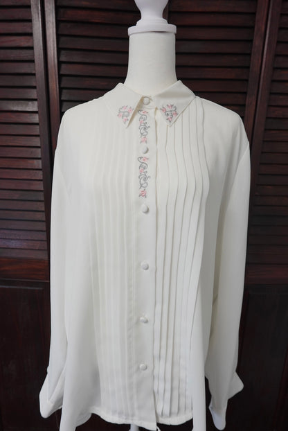 Vintage Pleated Embroidered Blouse