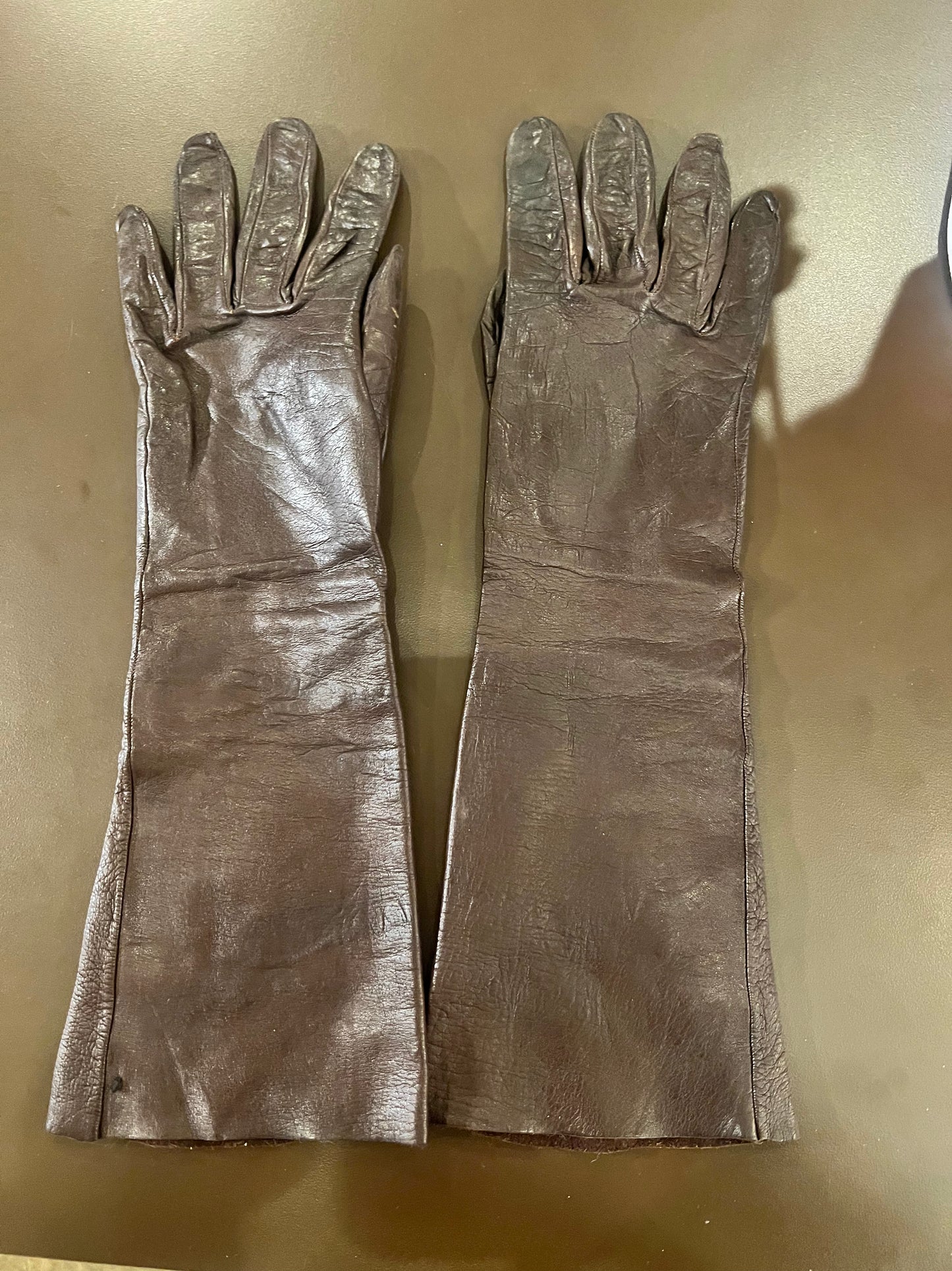 50s Chocolate Brown Gloves