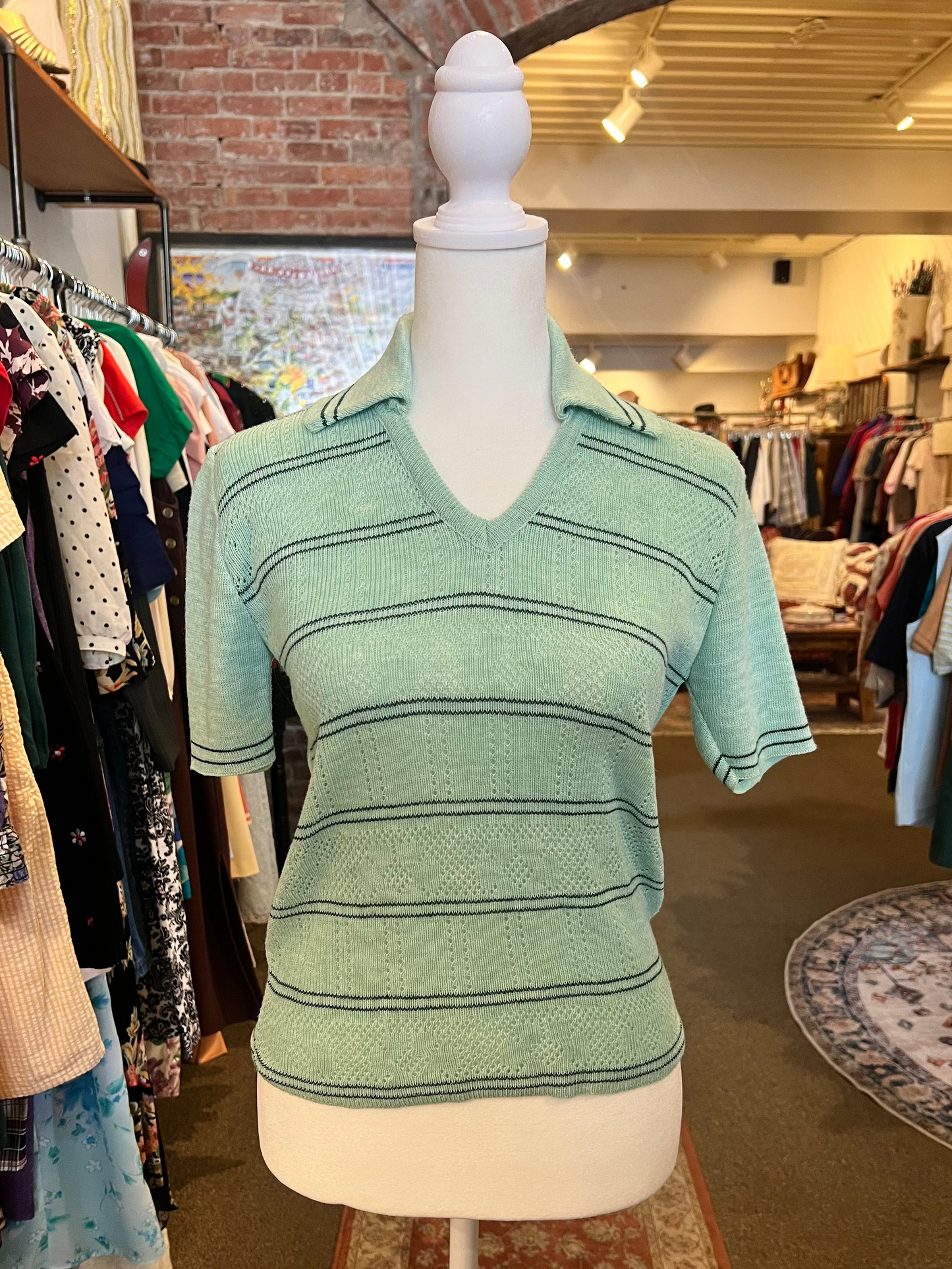 1970s Short Sleeve Sweater Top