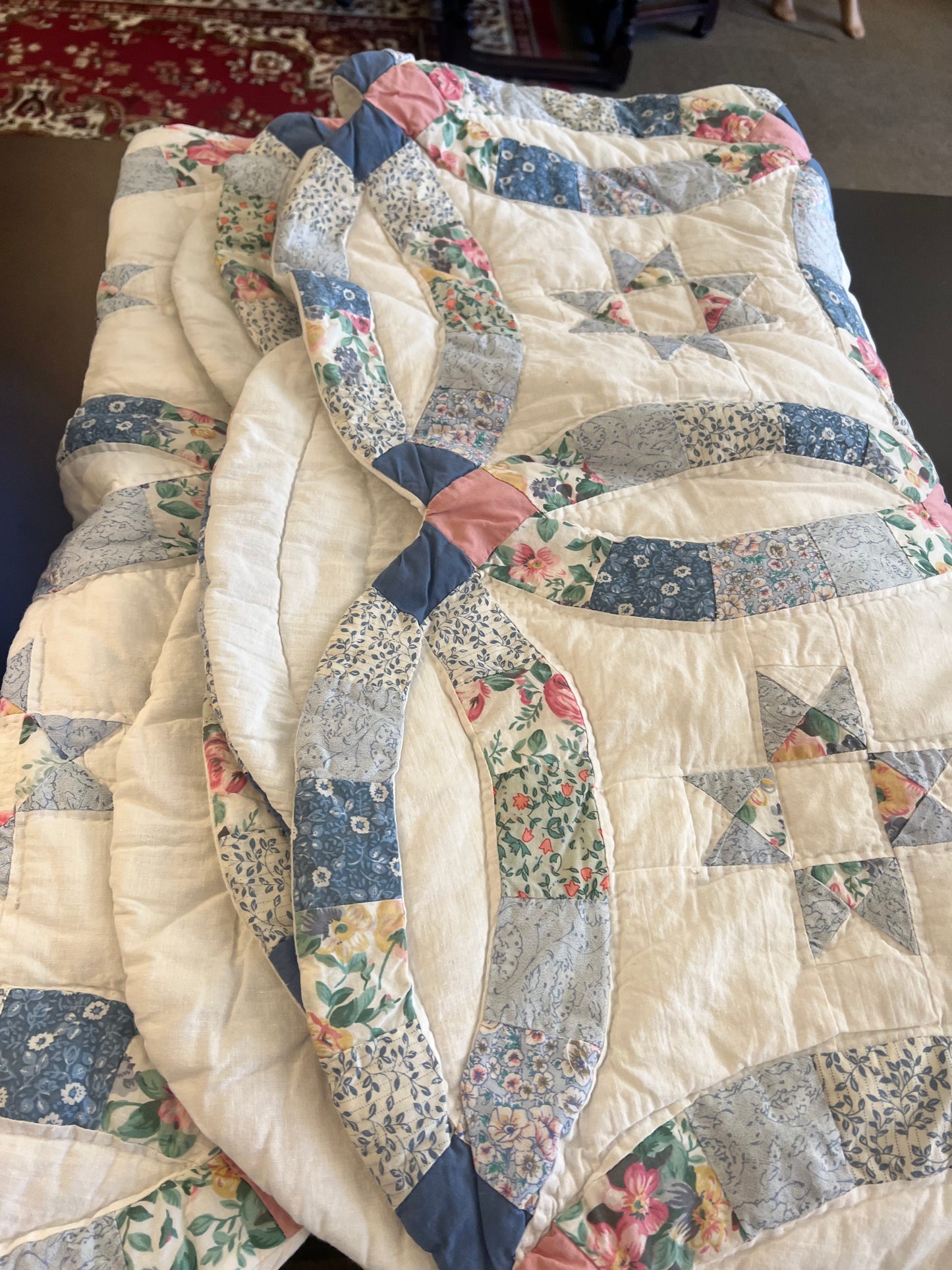 Vintage Double Ring Floral Patchwork Quilt