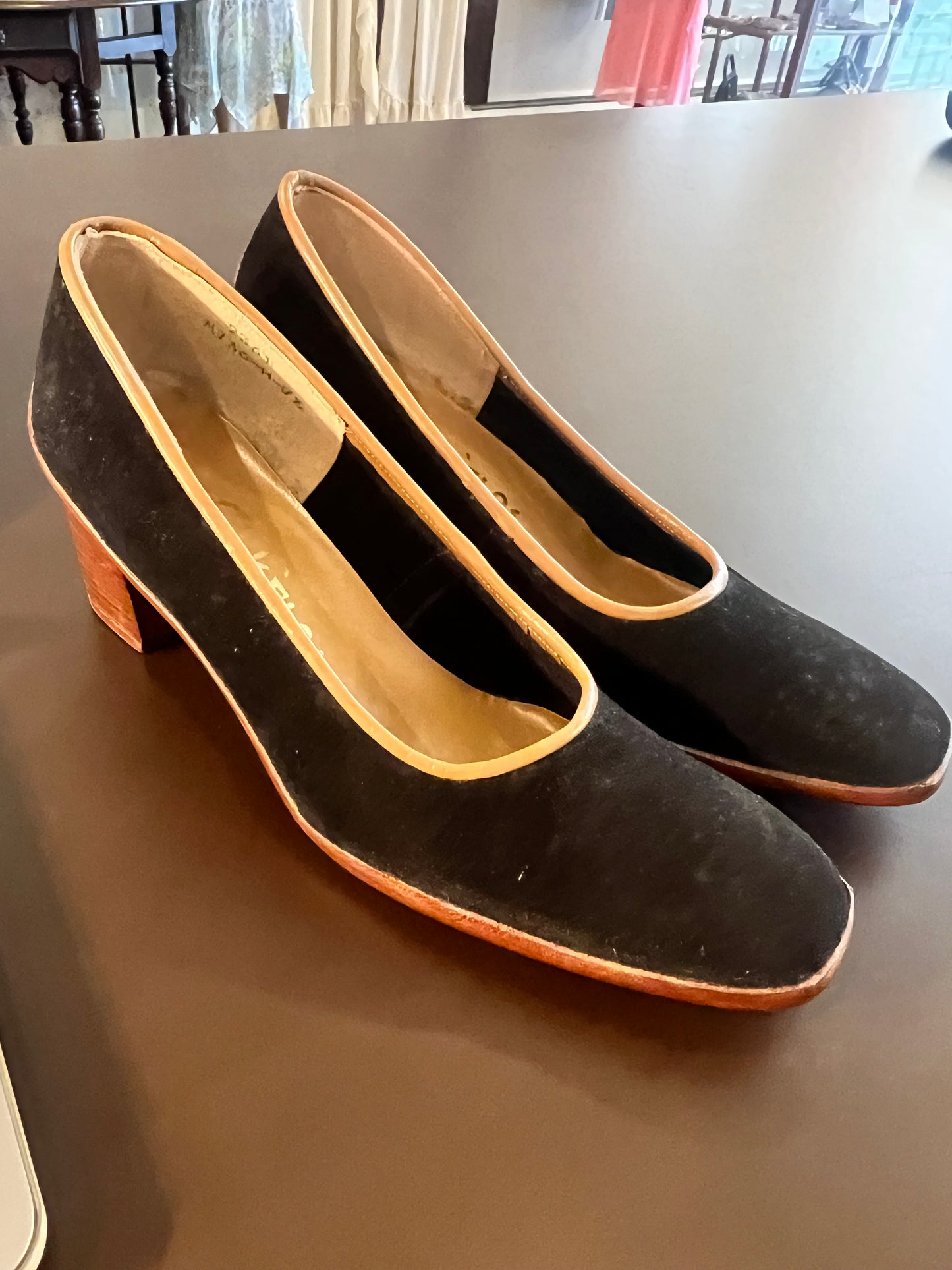 1970s Mikelos Heels