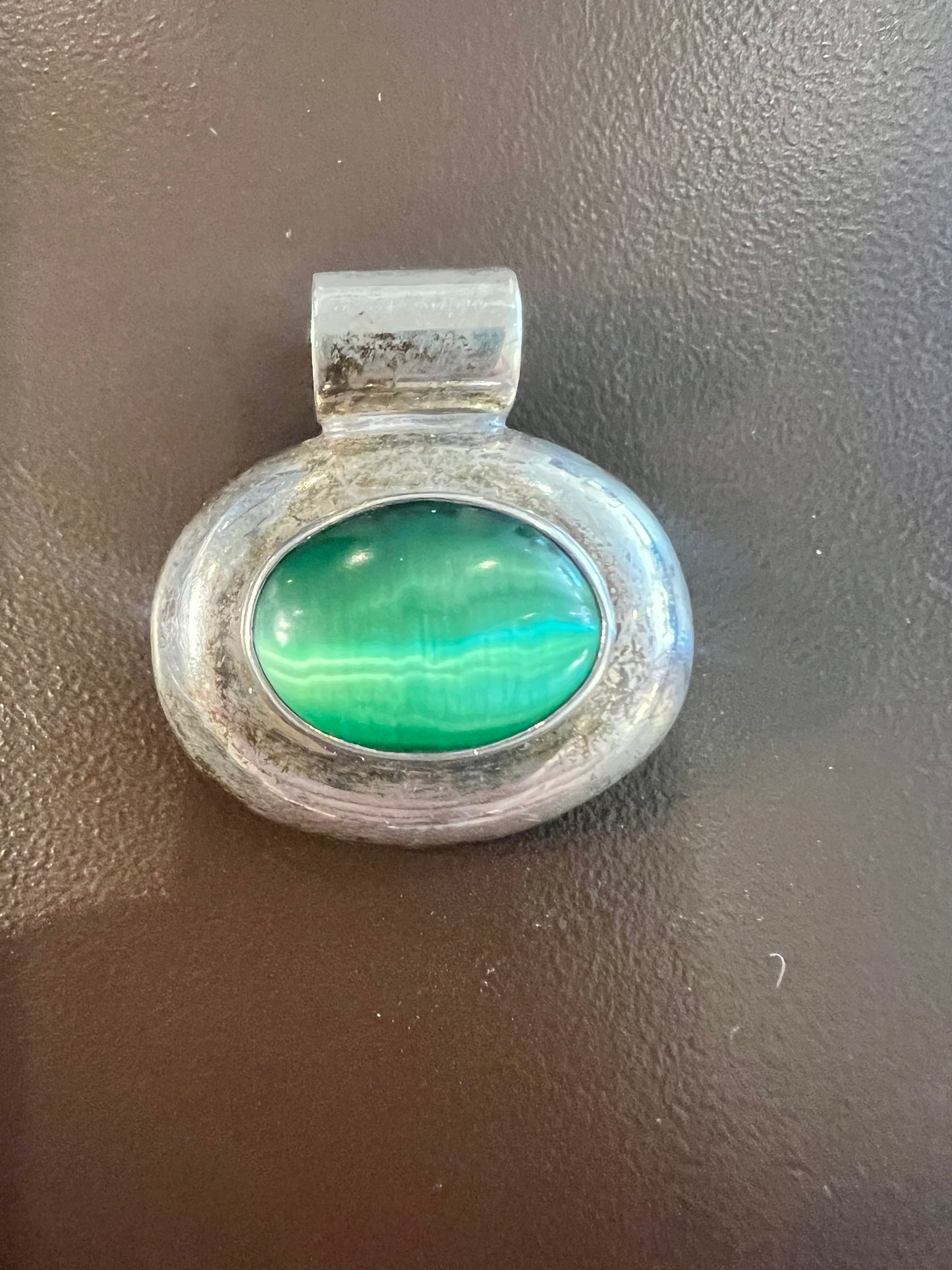Vintage Sterling Silver Green Cats Eye Pendant