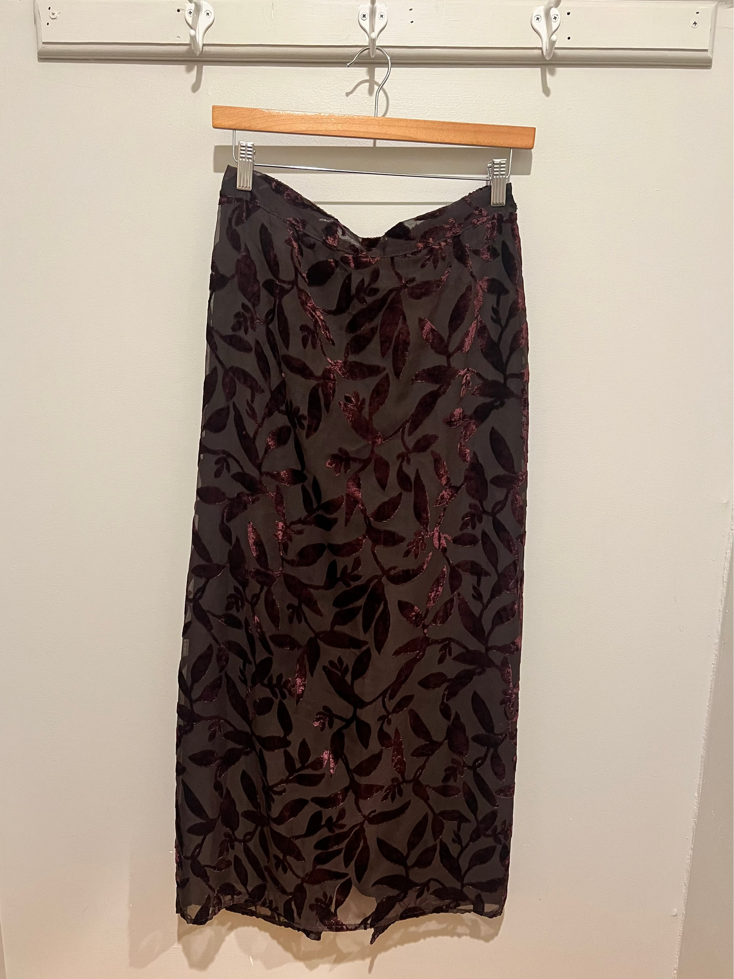 1990s Clio Velvet Accent Skirt