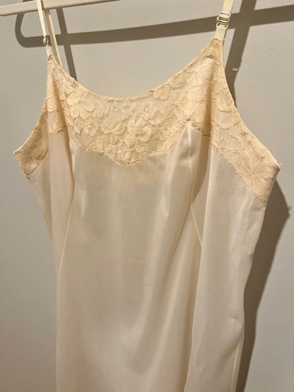 1950s Vanity Fair Slip Dress