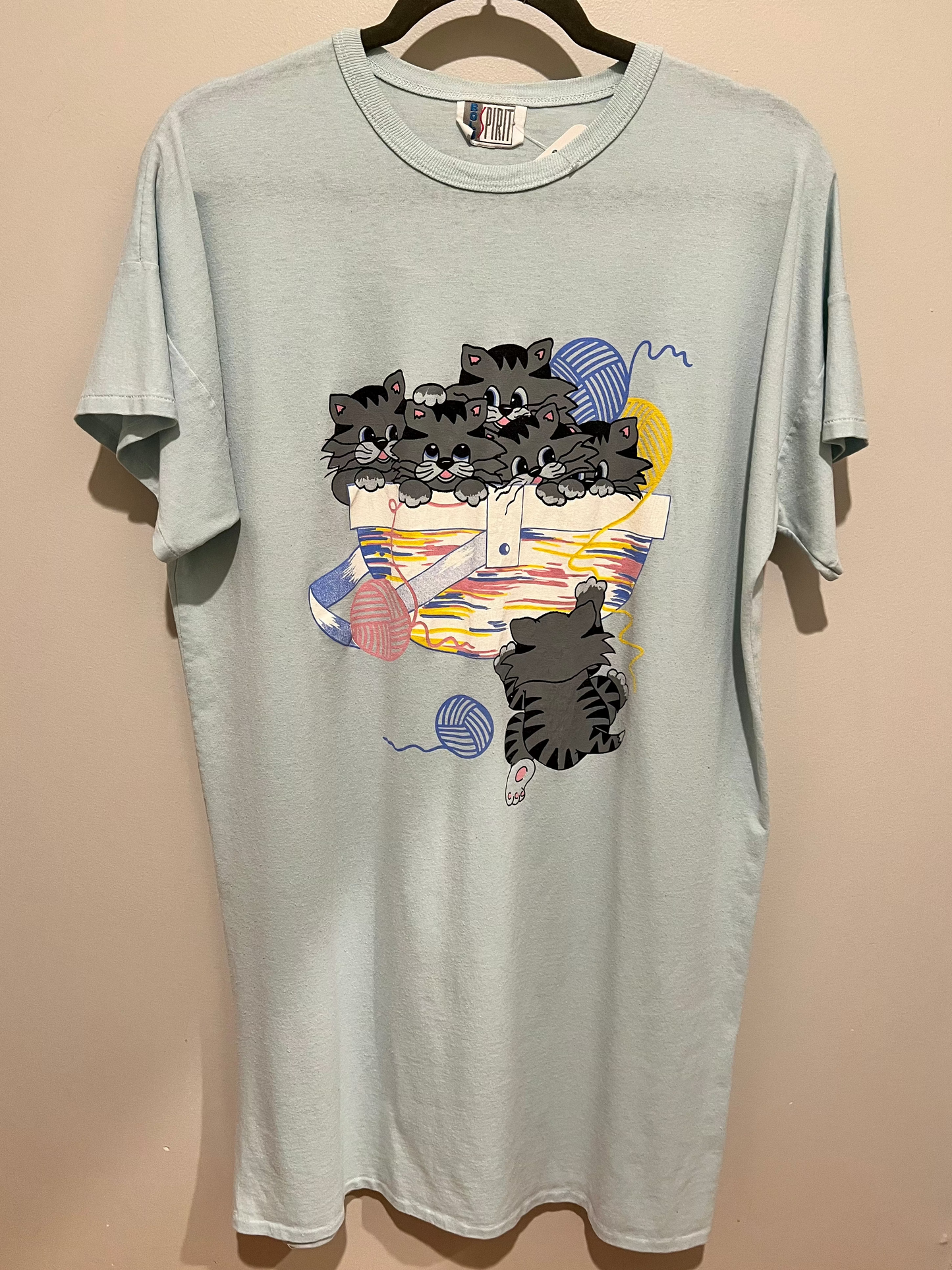 1980s/90s Bold Spirit Kitten Sleep Shirt