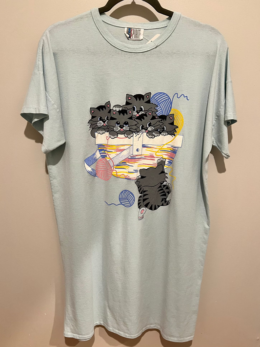1980s/90s Bold Spirit Kitten Sleep Shirt