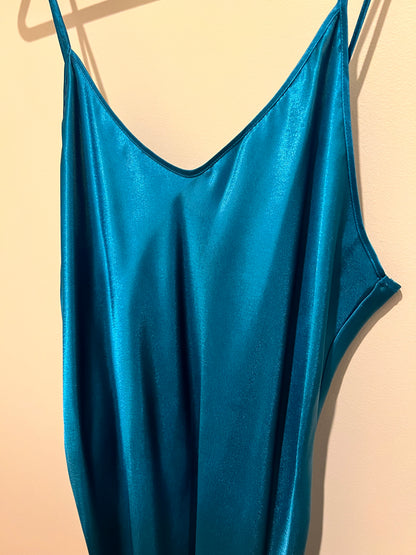 1980s/90s Victoria's Secret Slip & Robe Set
