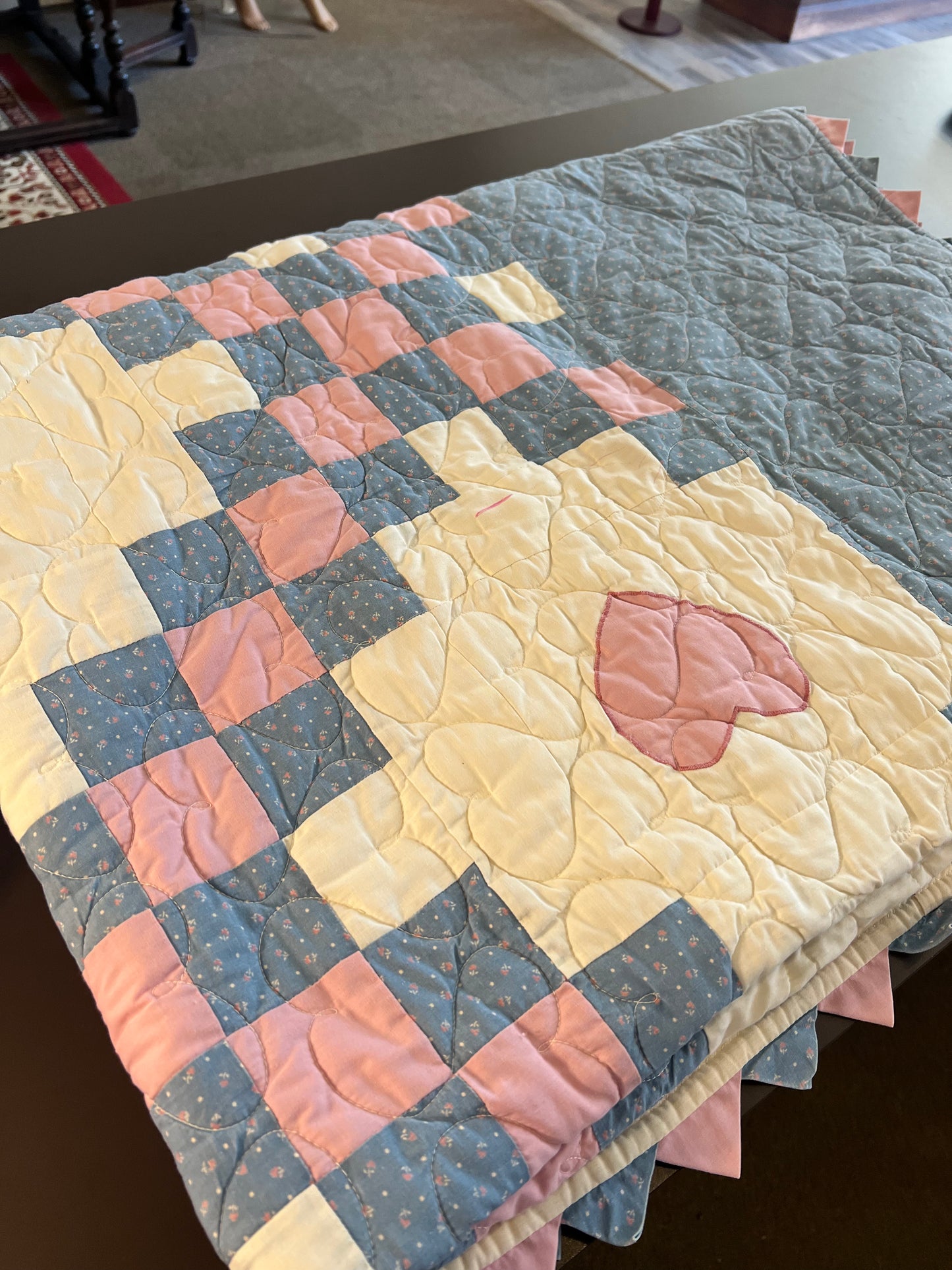Vintage Heart Pattern Quilt