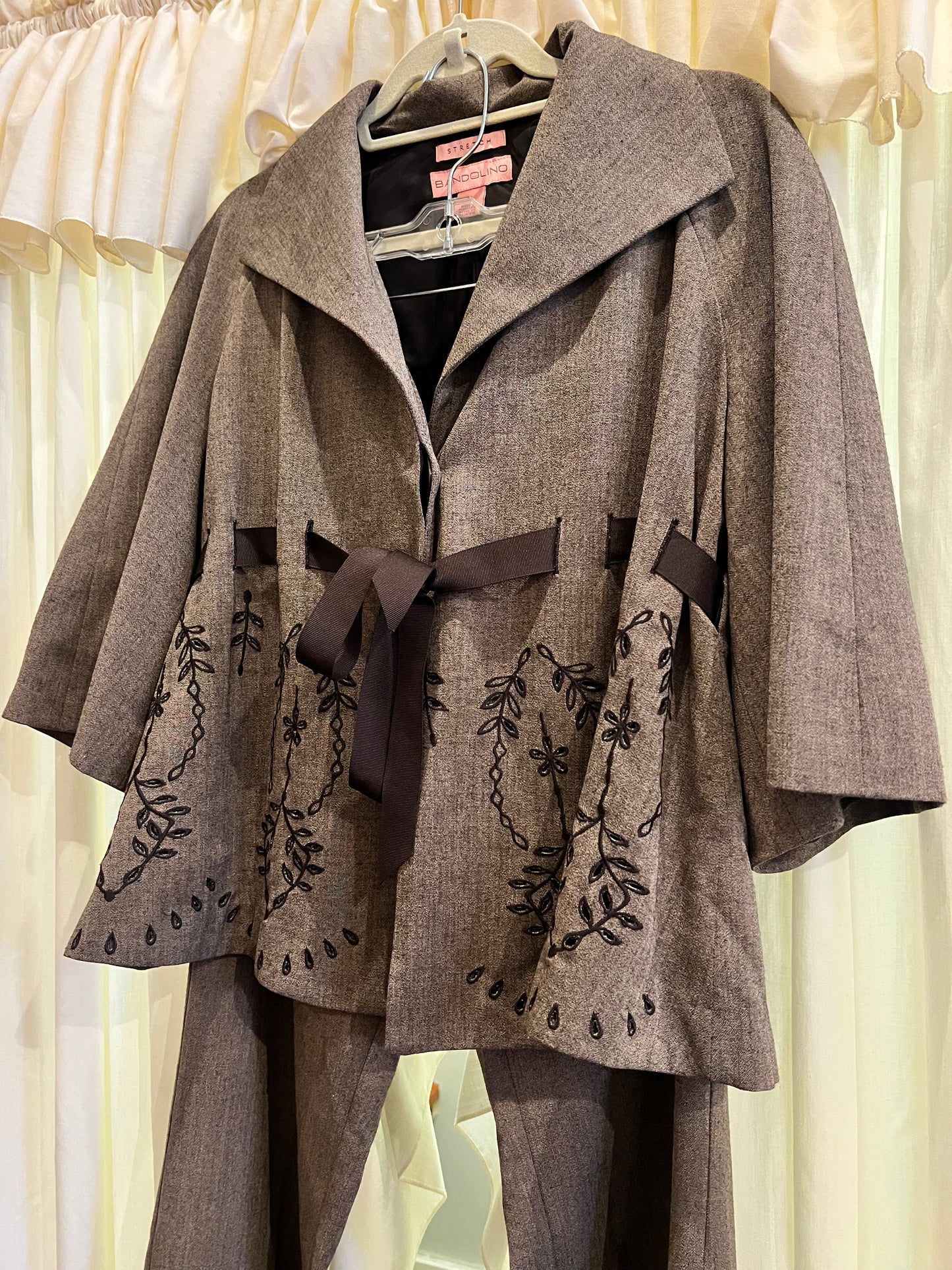 2000s Bandolino Pant Suit Set