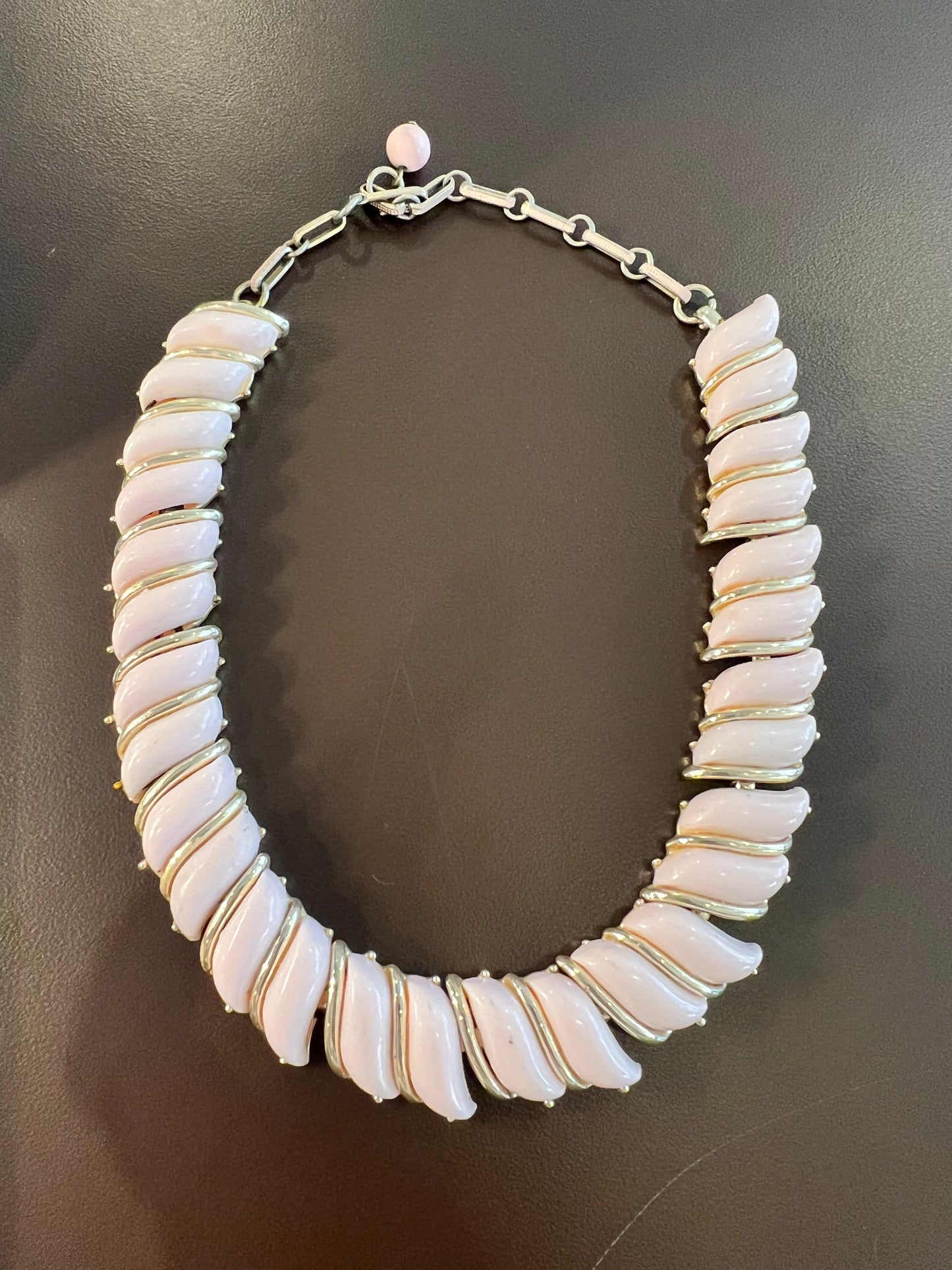 Vintage Pink & Gold Accent Choker Style Necklace