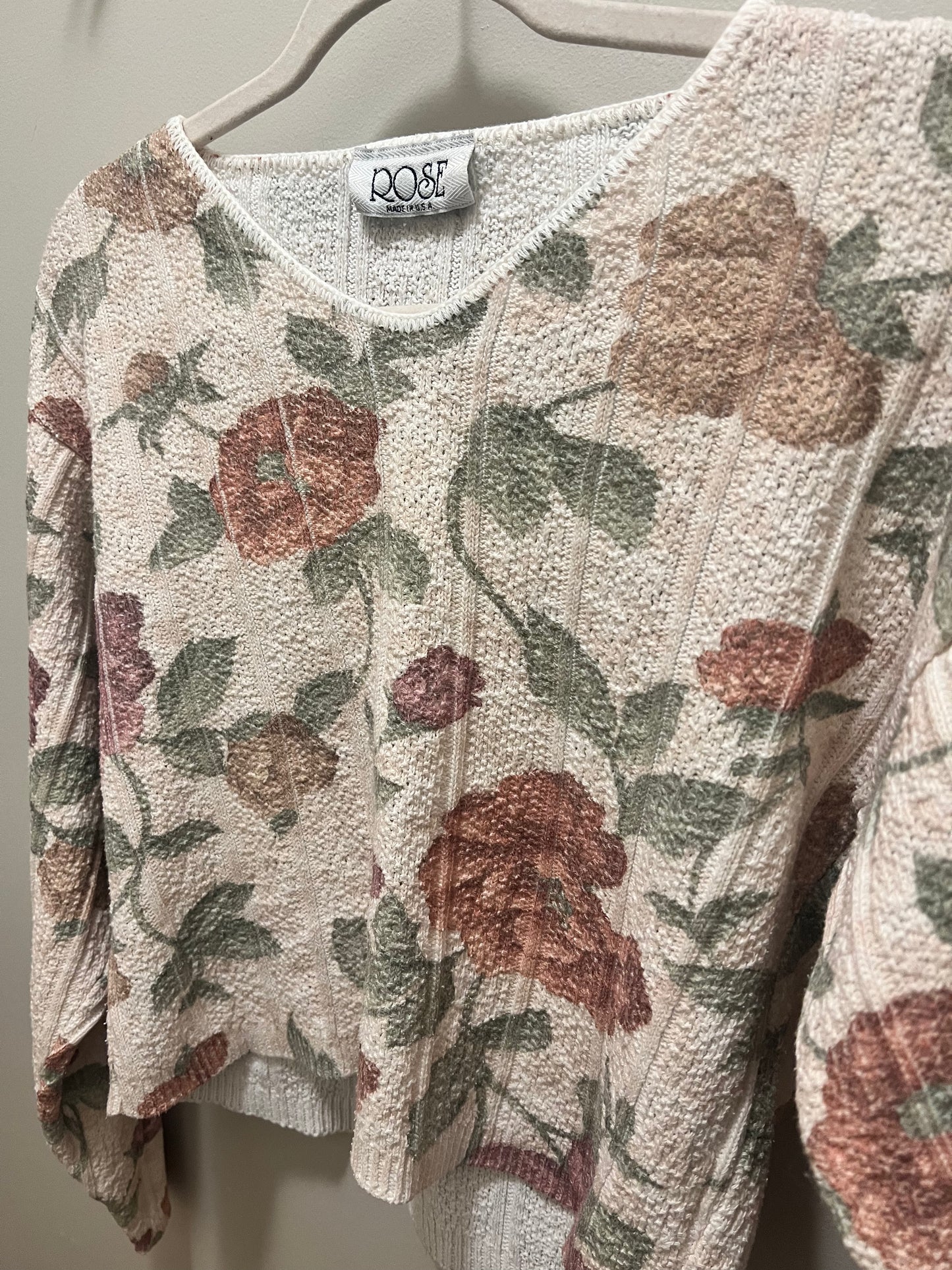 1990s Rose Floral Sweater