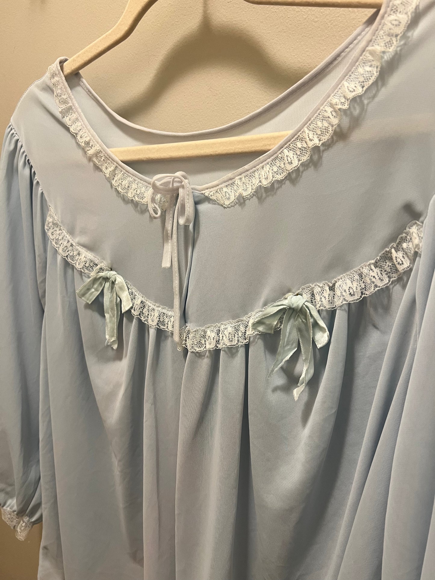 1960s Bed Jacket