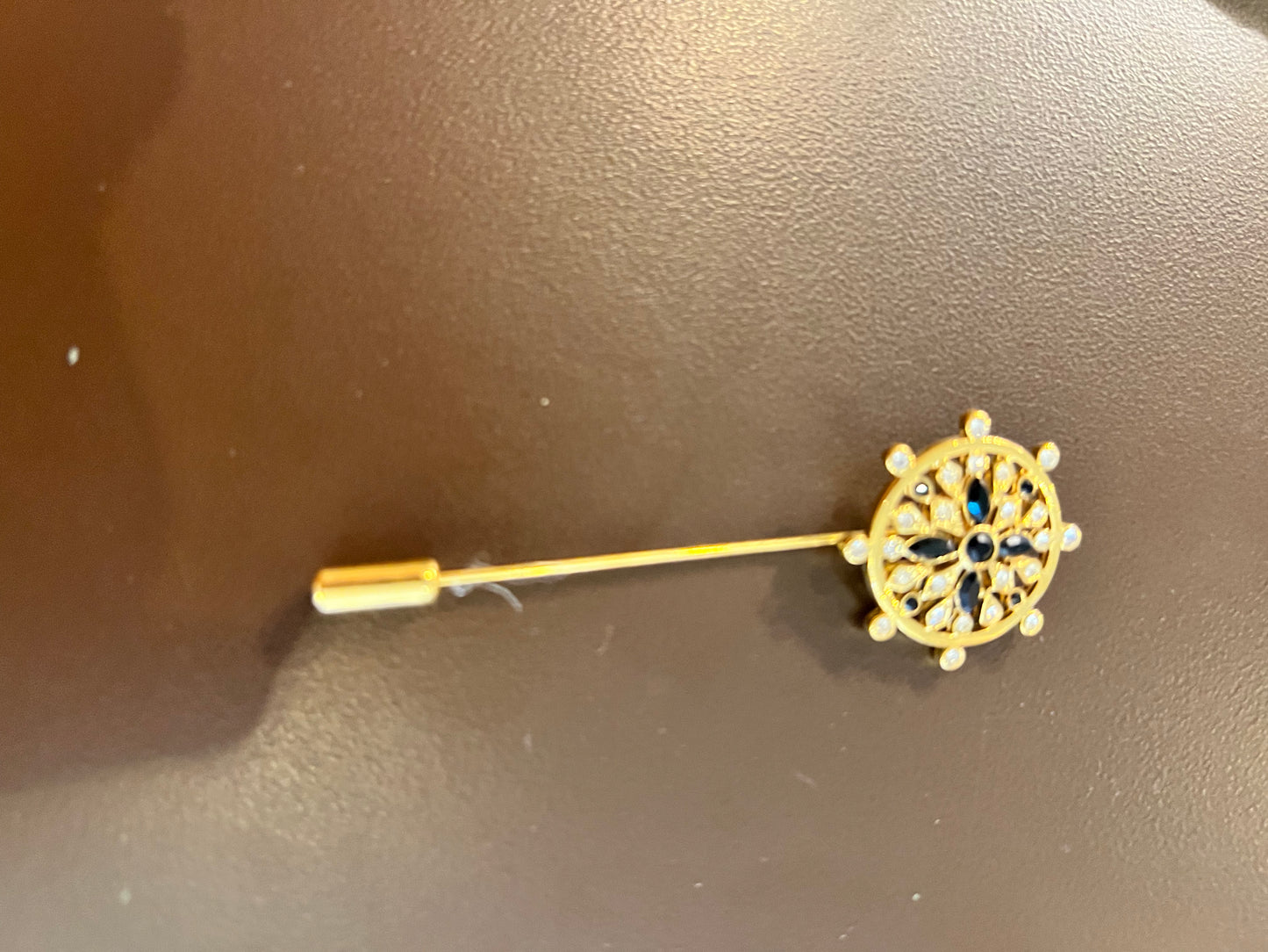 Vintage Gold Tone Compass Star Pin