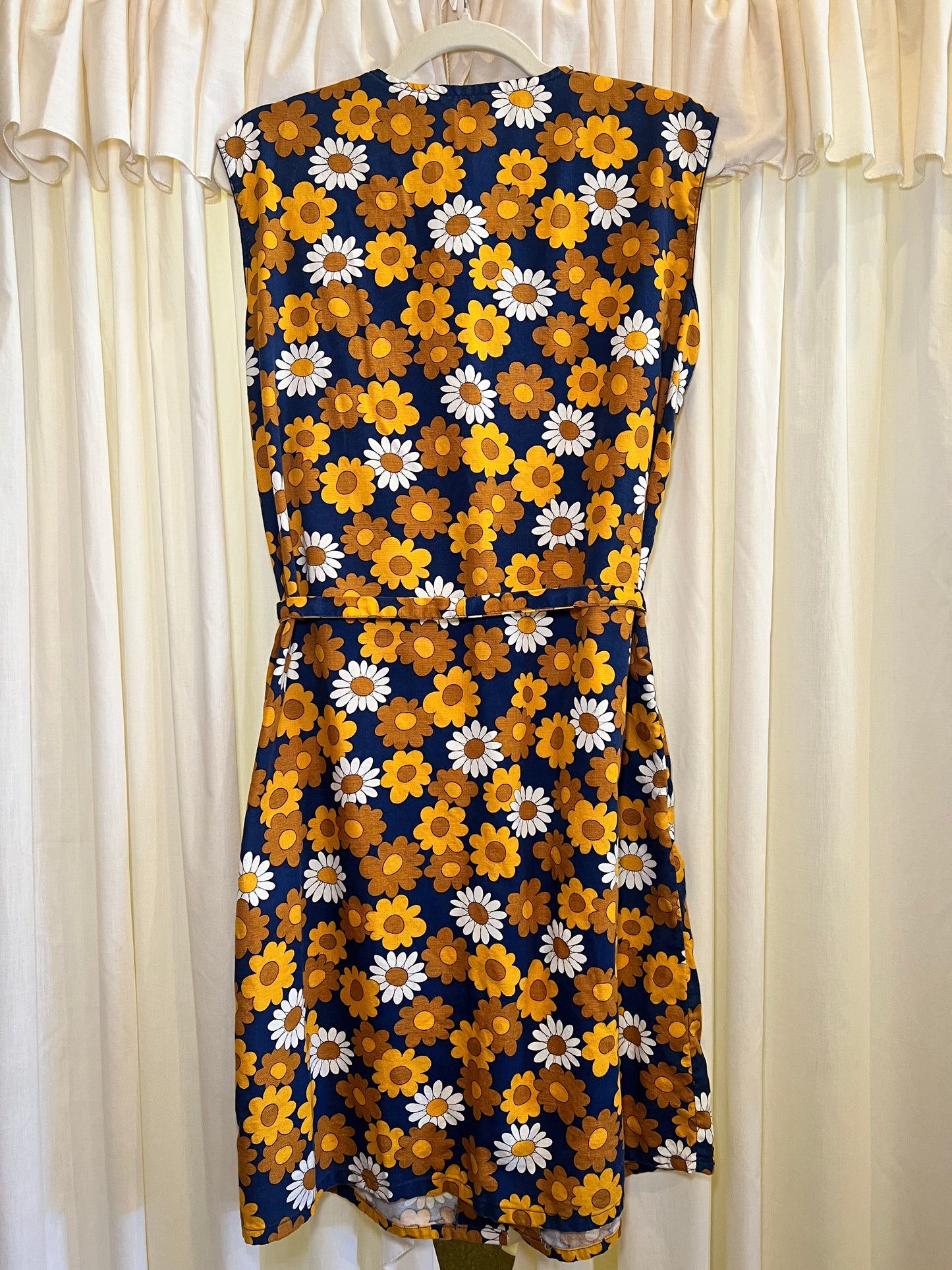 1960s Ideal Bekleidung Floral Button Down Dress