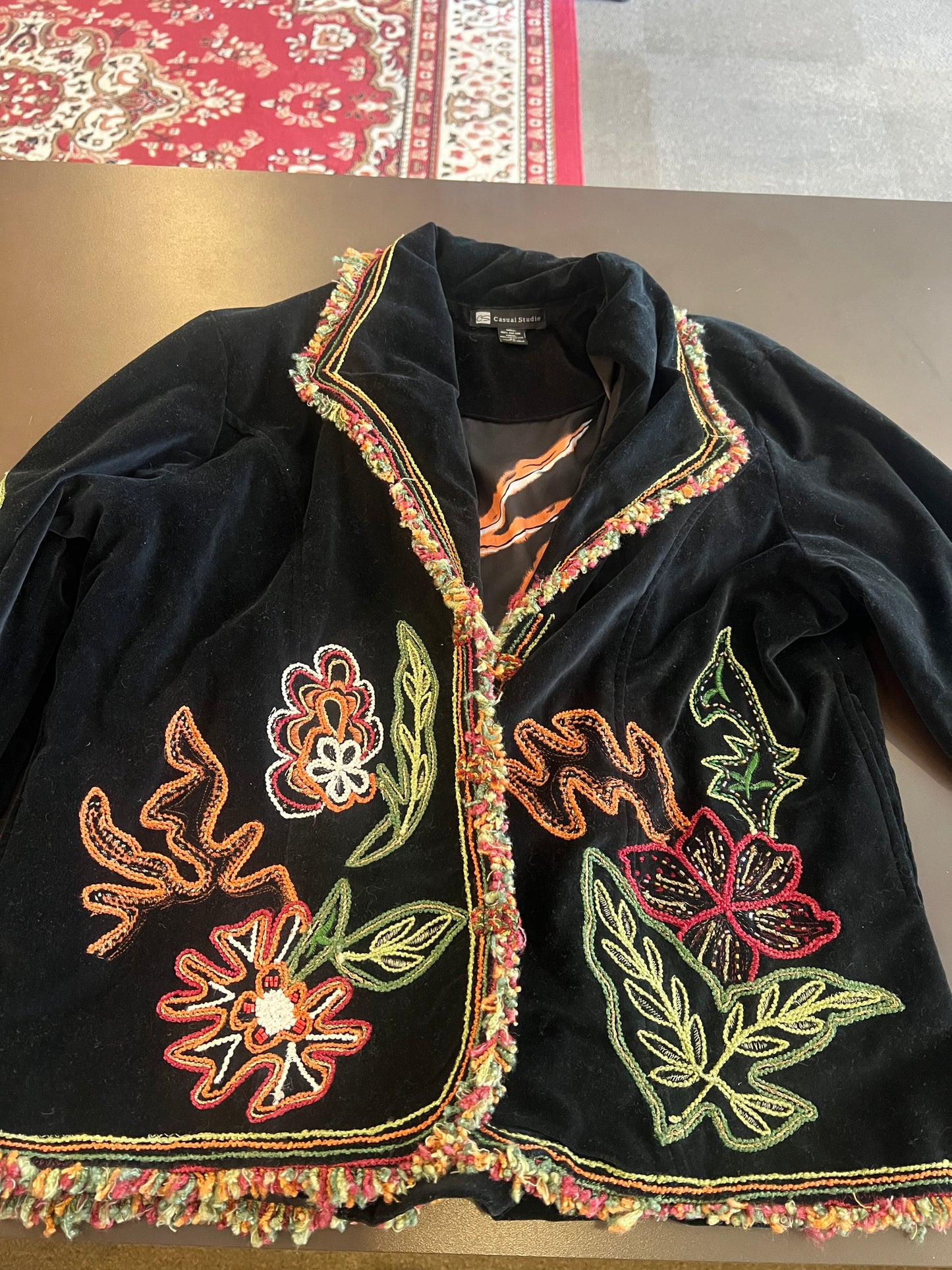 1990s/2000s Casual Studio Velvet Embroidered Coat