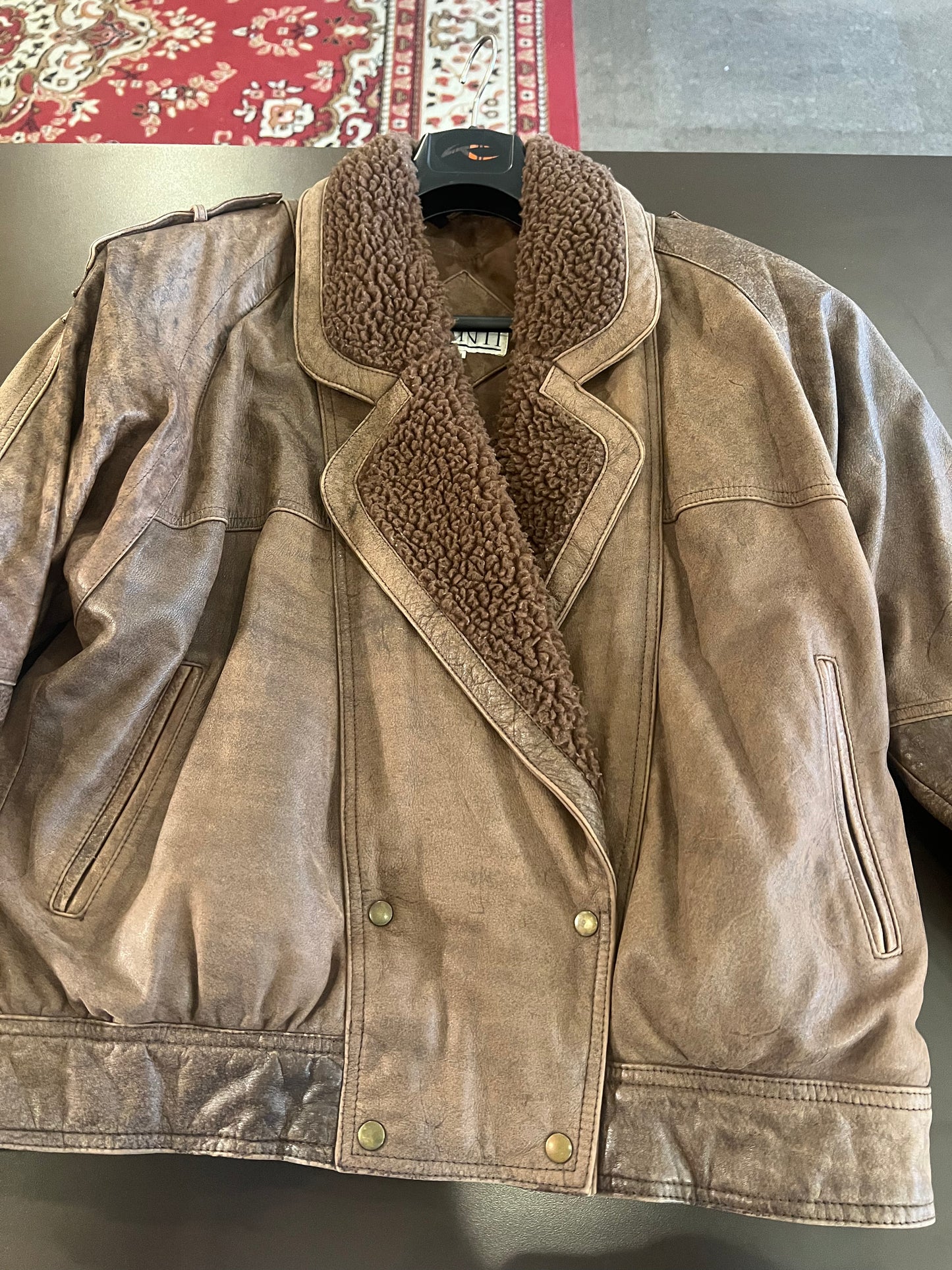 1990s Avanti Leather Sherpa Fuzzy Collar Jacket