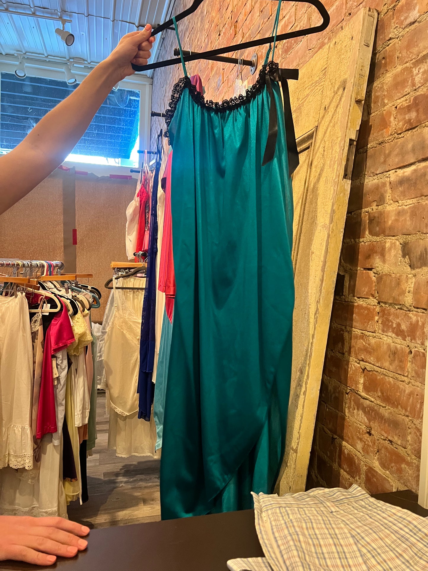 70s/80s Lady Cameo Nightgown