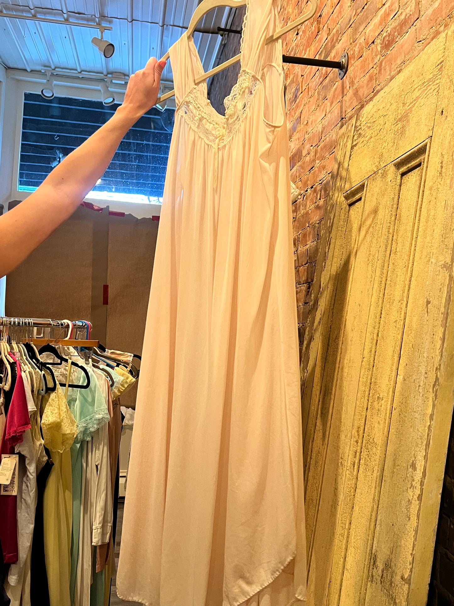 80s/90s Miss Elaine Nightgown