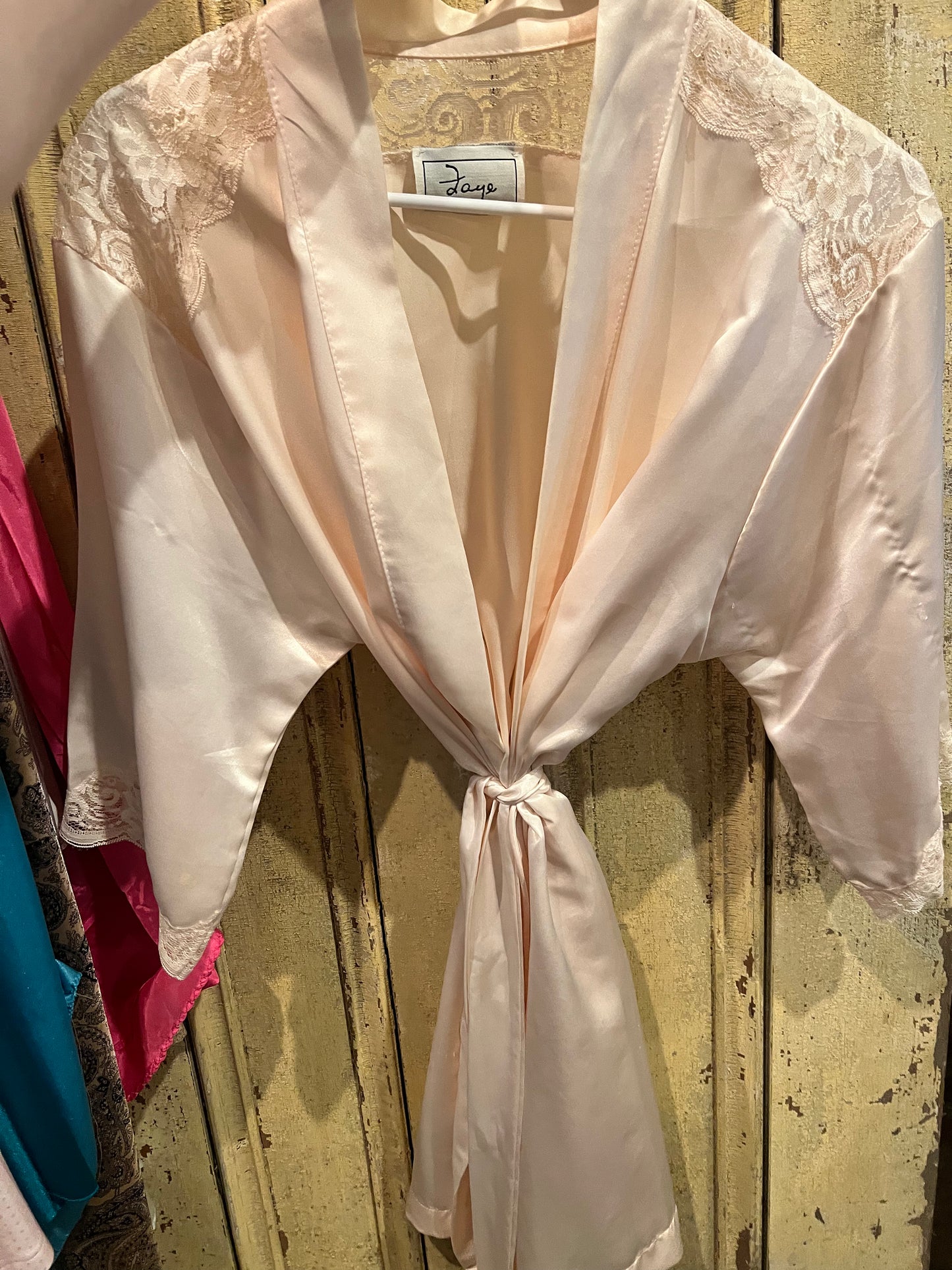 80s/90s Lace Shoulder Robe