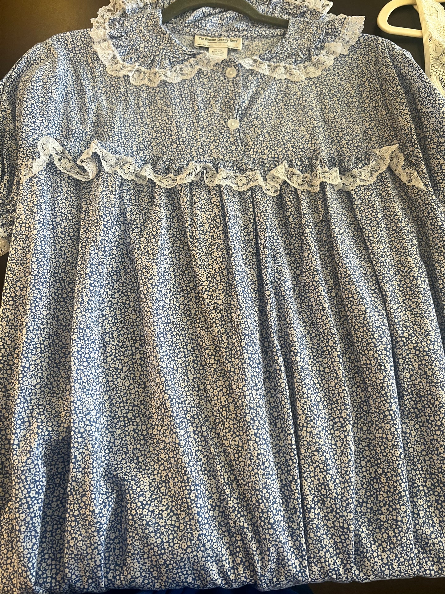 1980s/90s Vermont Country Store Nightgown