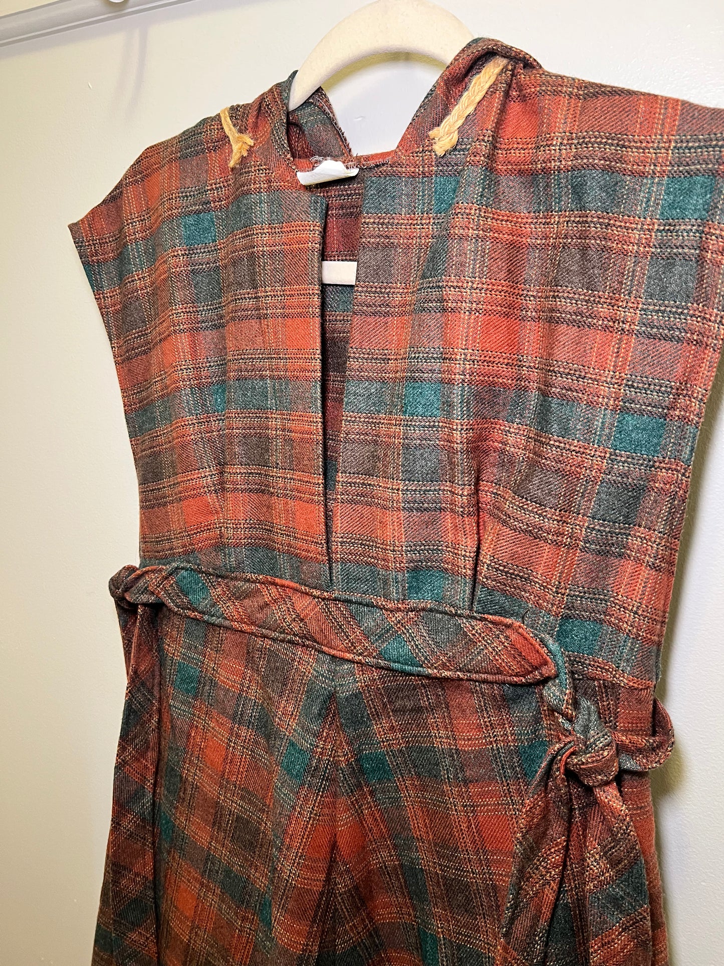 1970s Plaid Dress w/ Hood