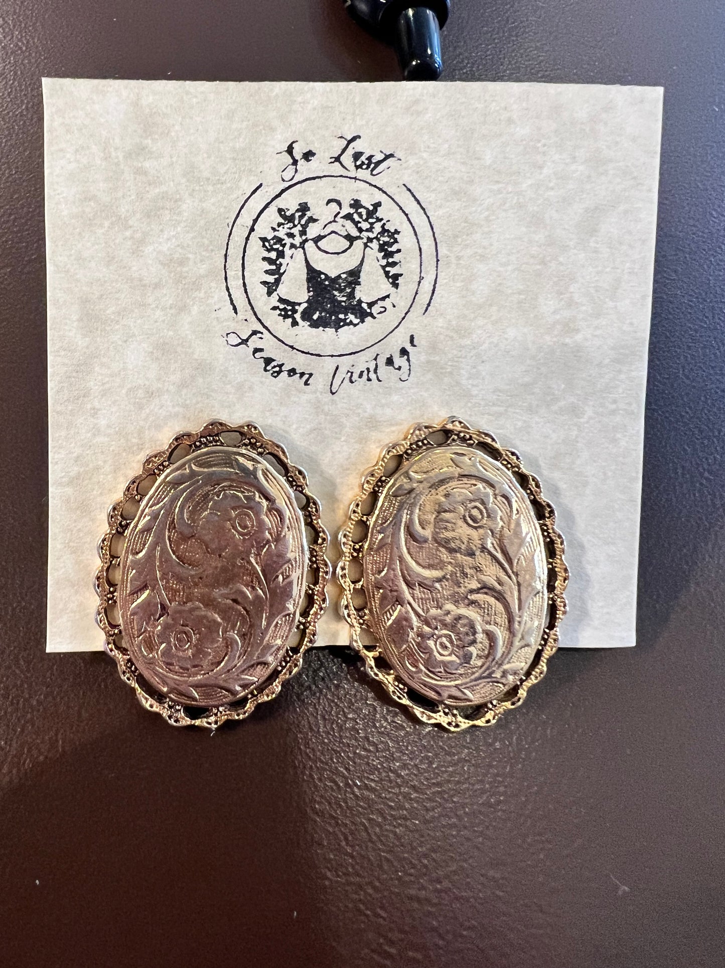 Vintage Oval Etched Floral Earrings