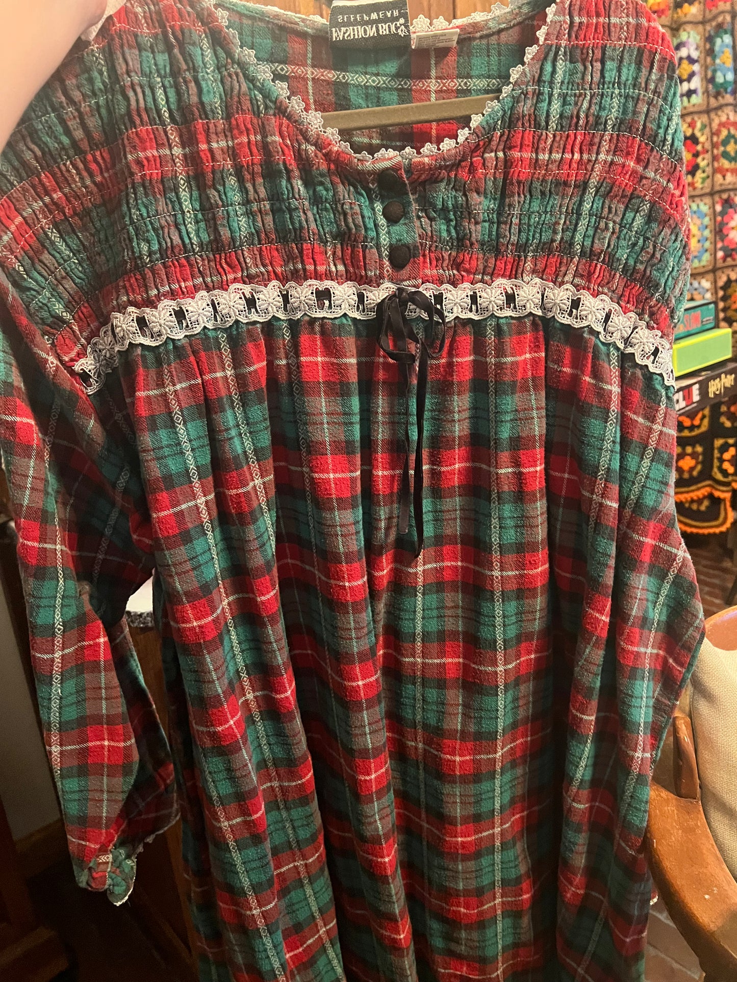 90s Fashion Bug Plaid Flannel Nightgown