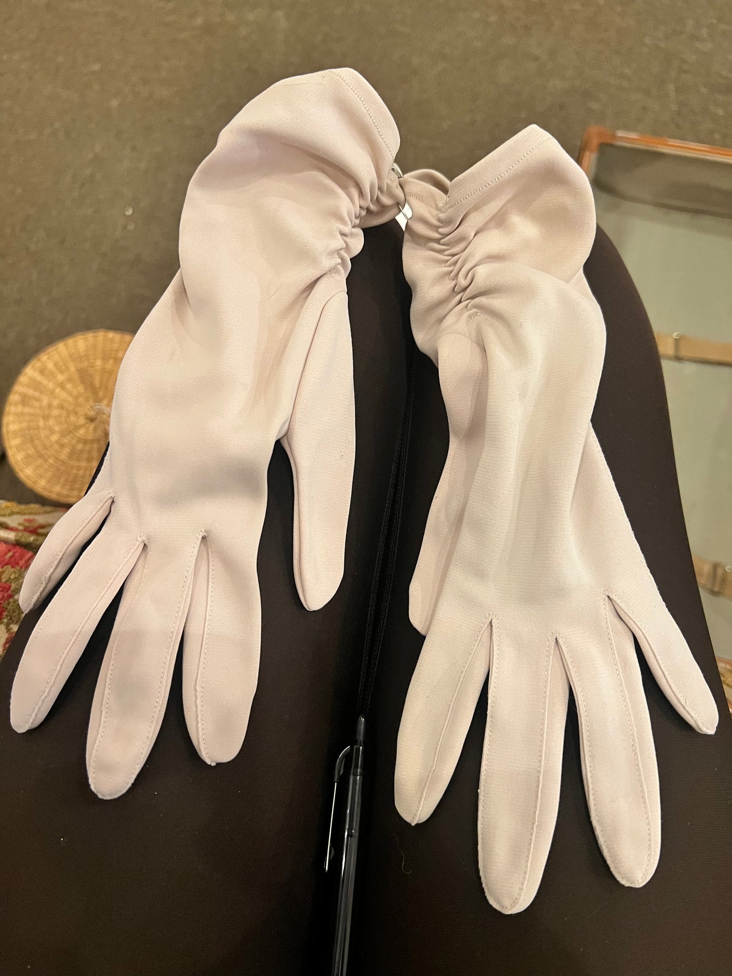 Vintage Ruched Gloves