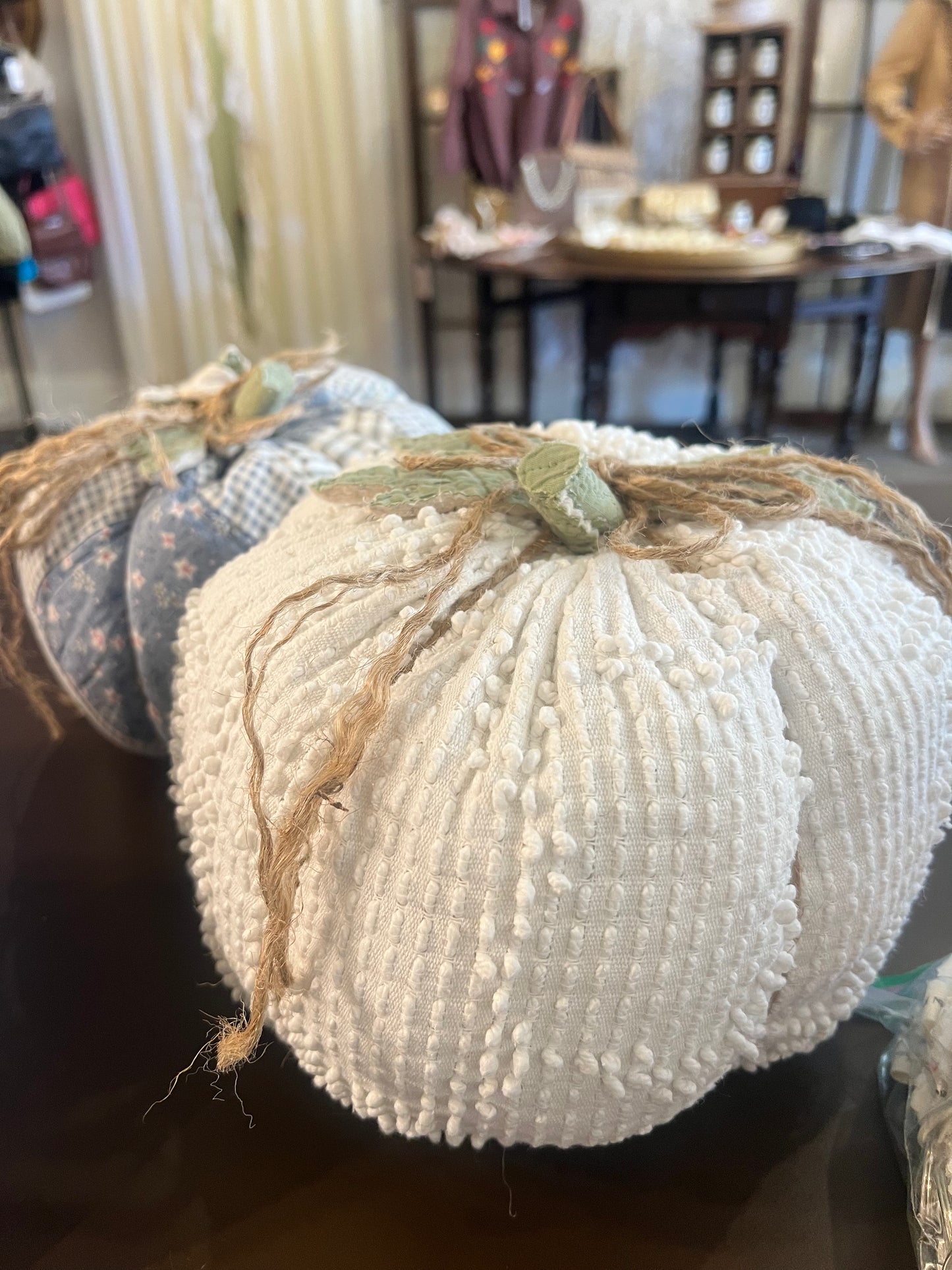 Vintage Quilt Large Pumpkins