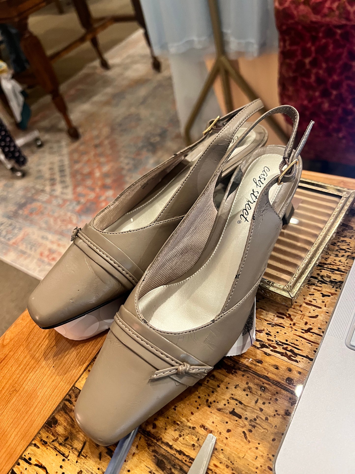 Easy Street Kitten Heel