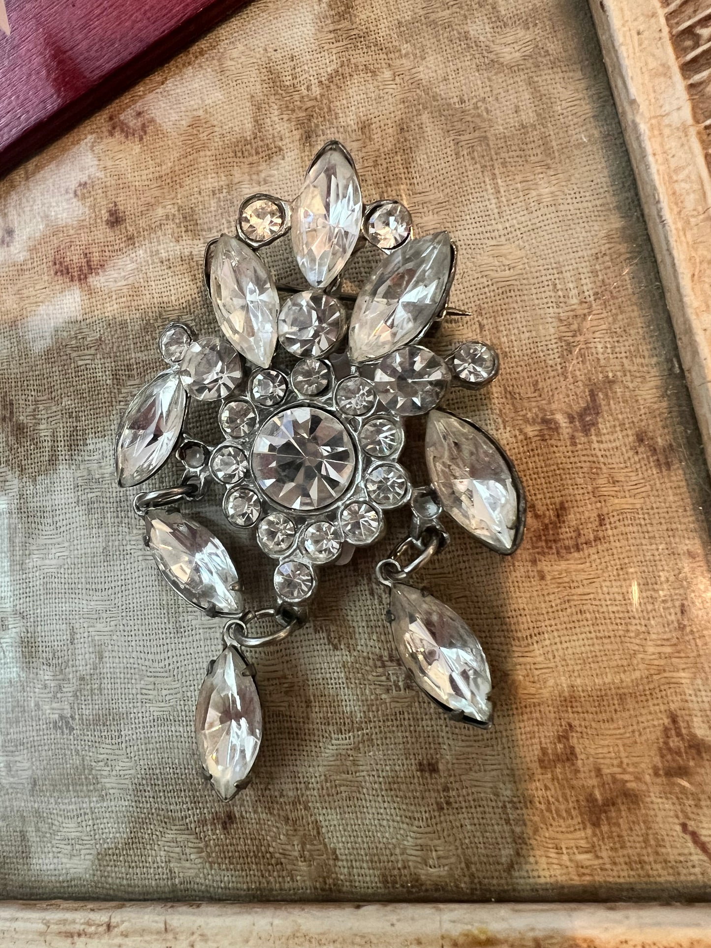 Dangle Rhinestone Brooch