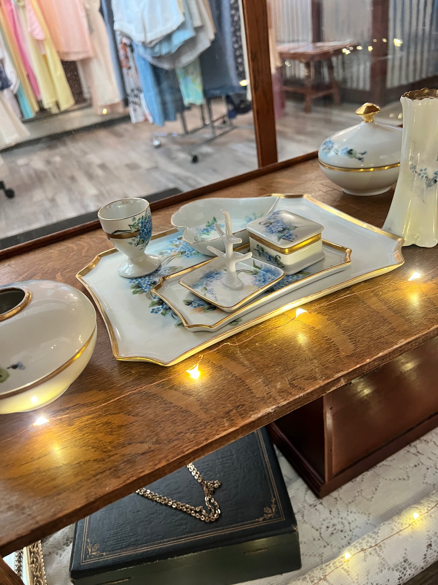 Floral Vanity/Dresser Set