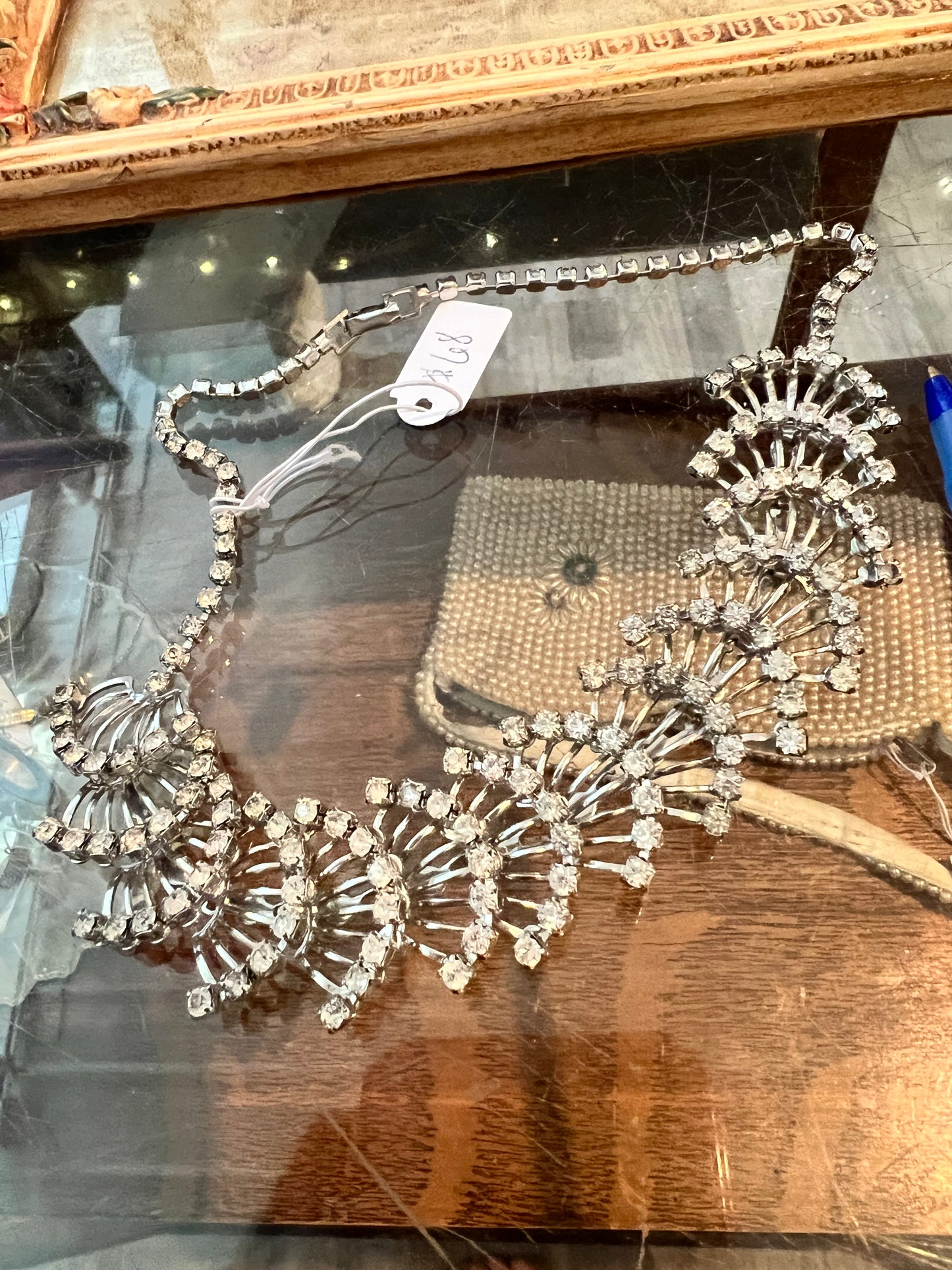 Rhinestone Scalloped Necklace
