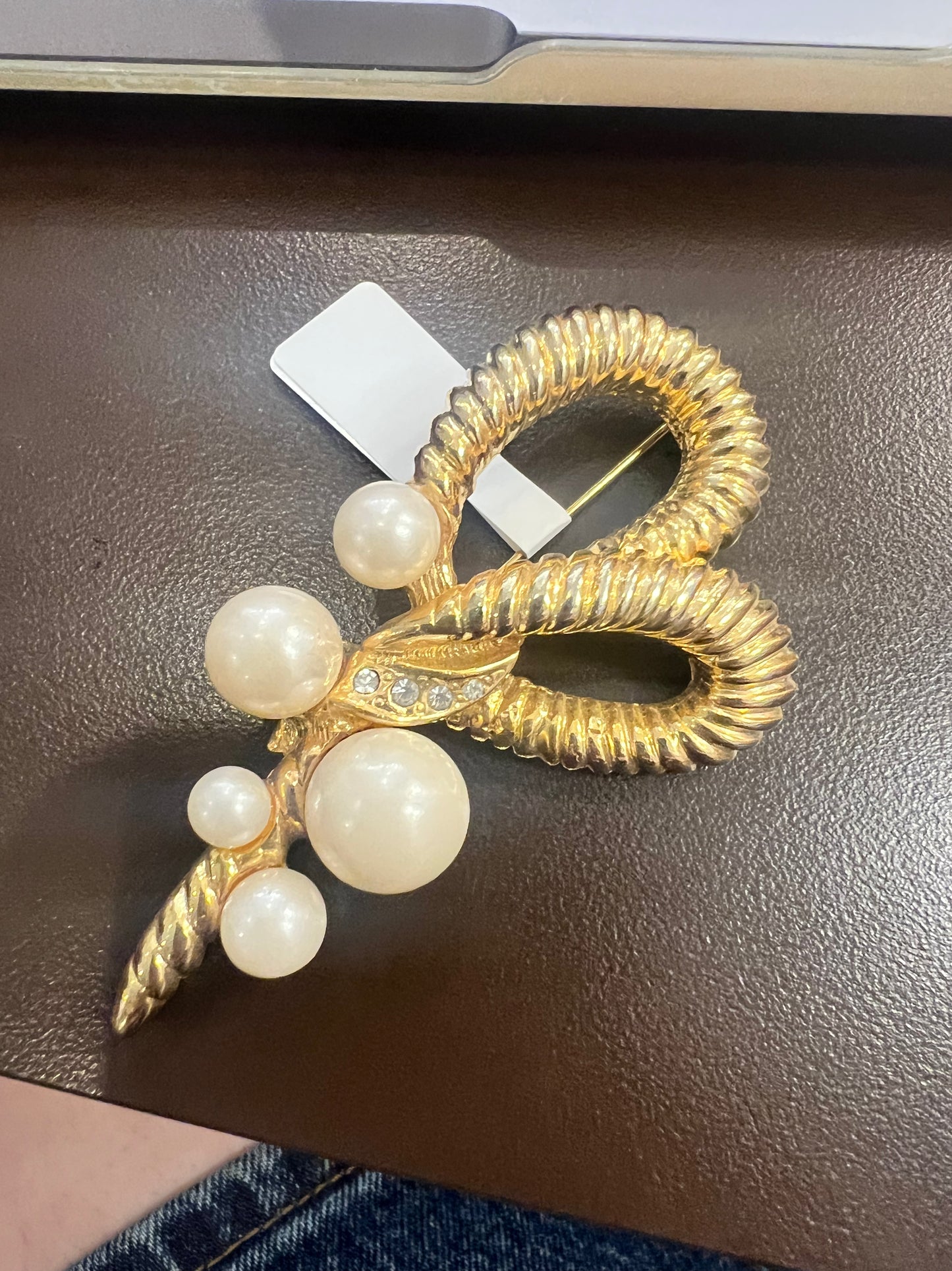 Vintage Gold and Pearl Brooch