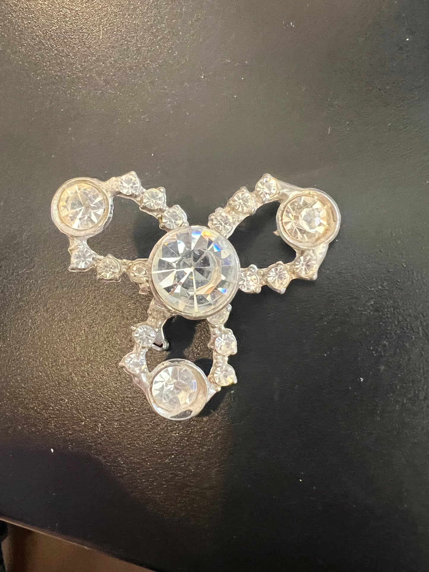 Vintage Bow Style Rhinestone Brooch