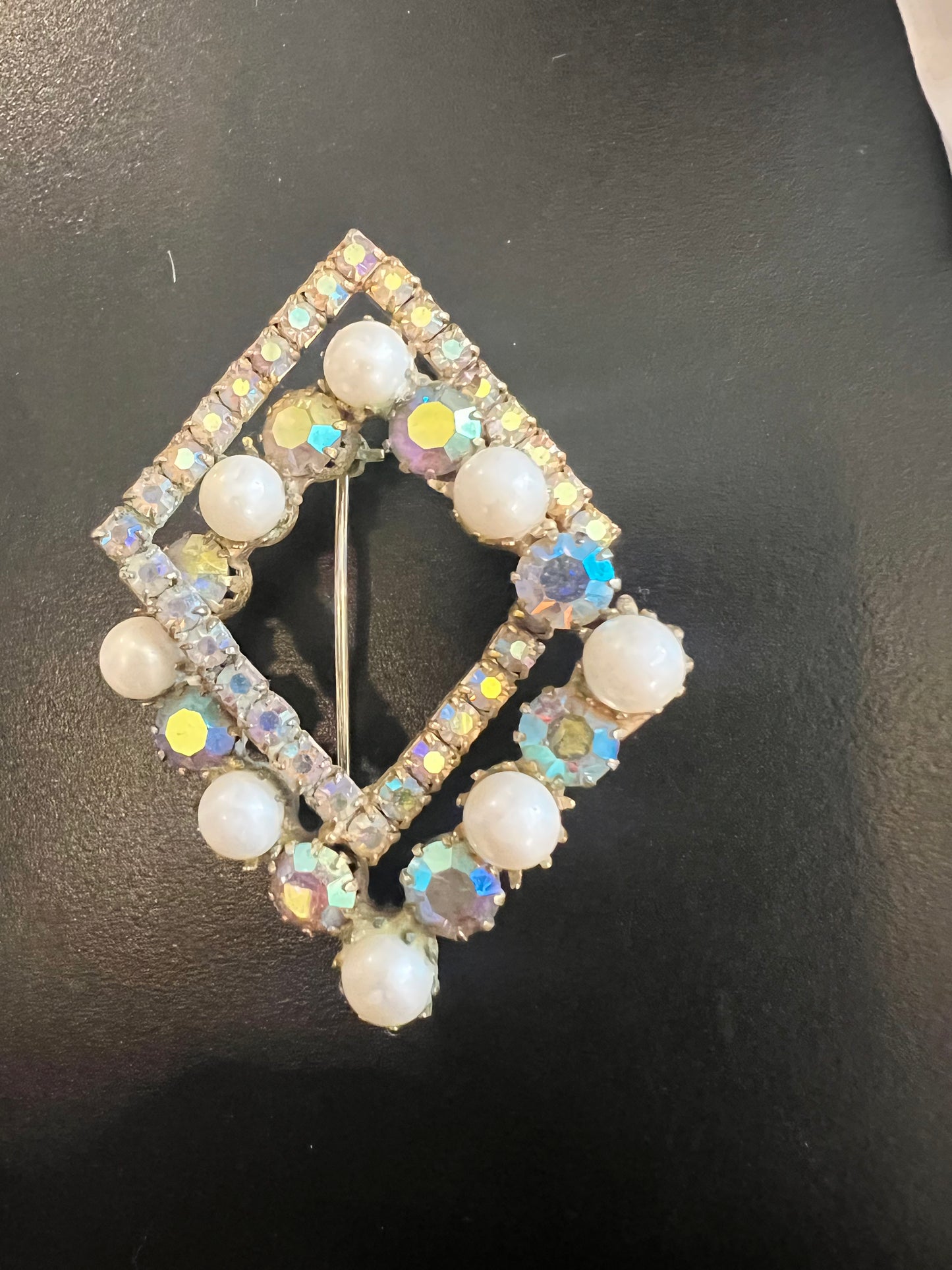 Vintage Aurora Borealis Rhinestone Brooch