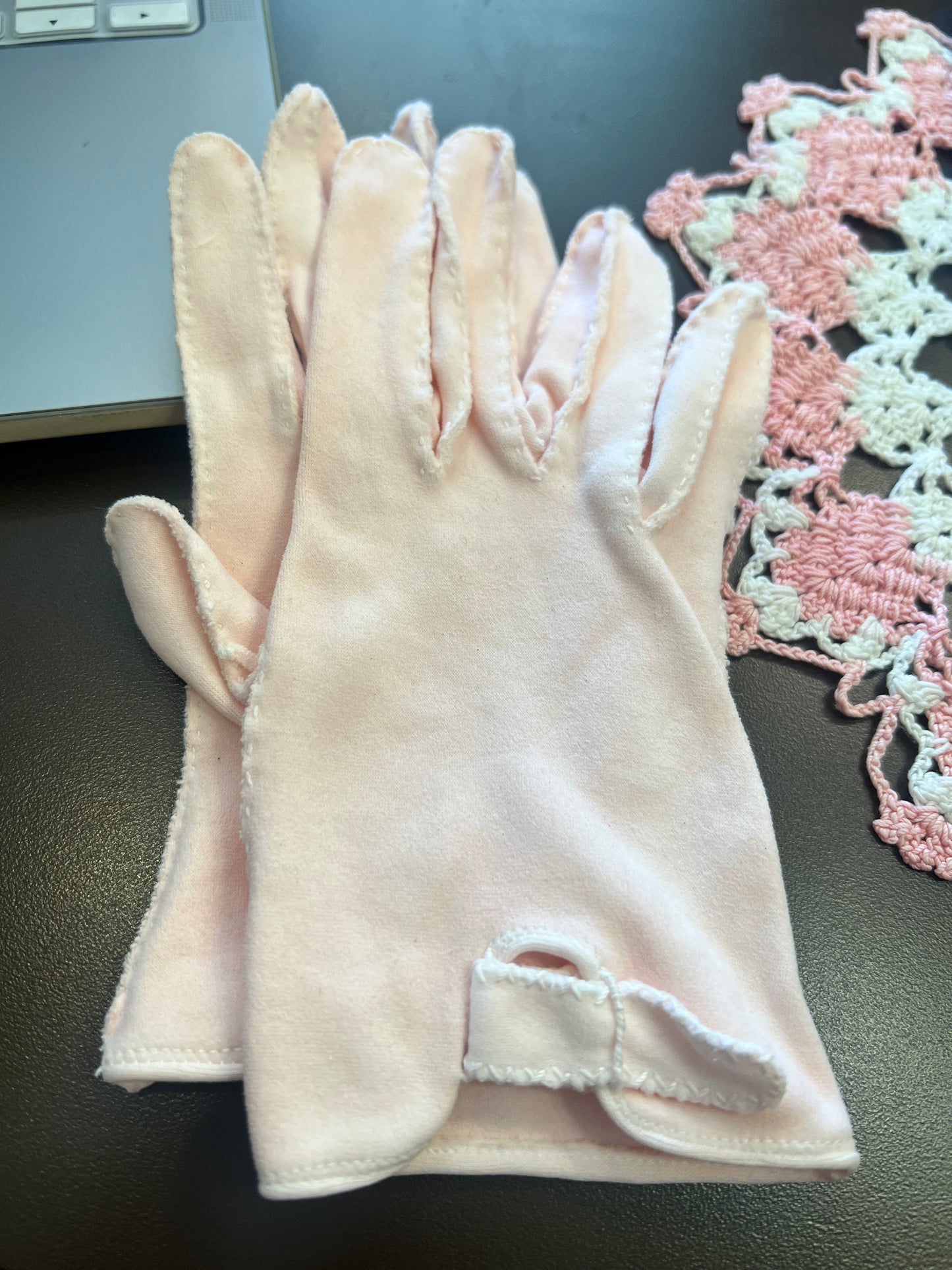 Vintage Belted Wrist Gloves
