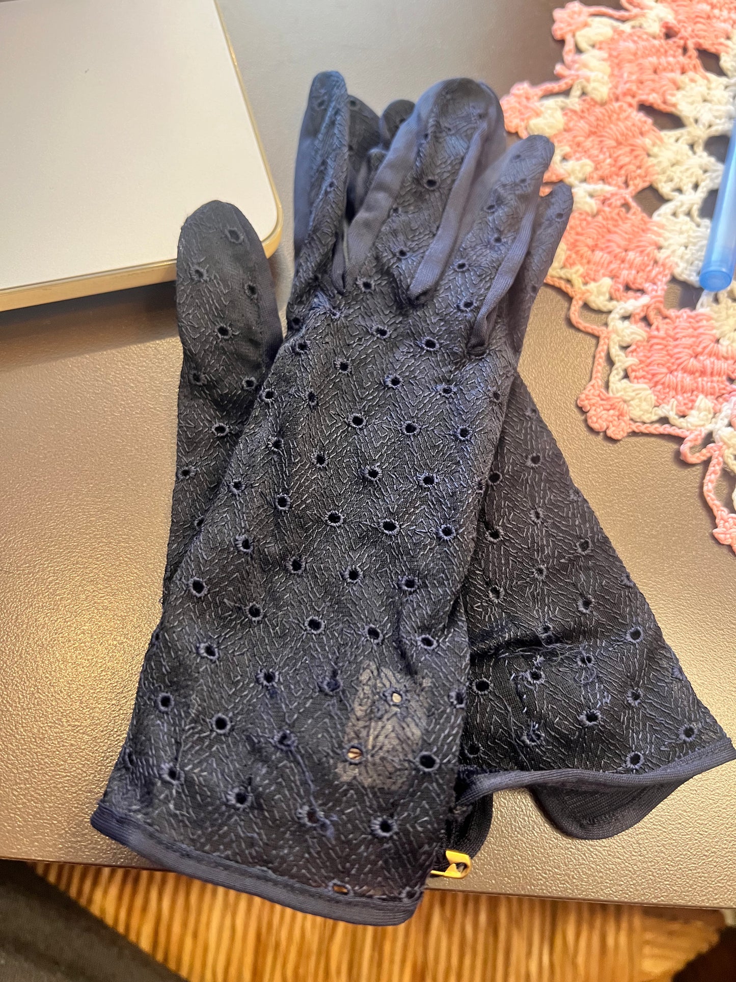 Vintage Hansen Eyelet Detail Gloves