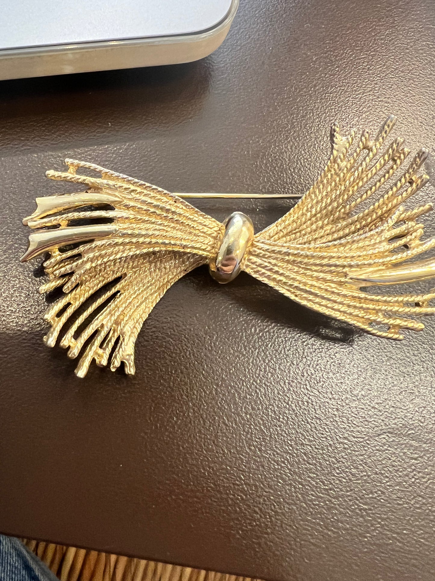 Vintage Bow Style Brooch