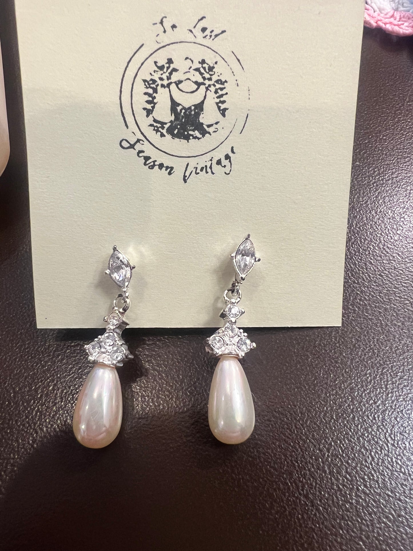 Vintage Pearl Drop Earrings