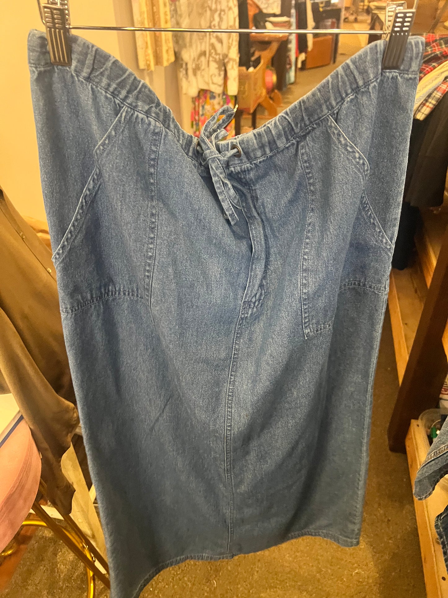90s Real Comfort Jean Skirt